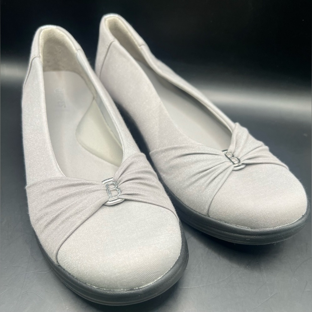 Bzees Women's Light Gray Slip-On Flats-9.5M, Pre-‎ Owned